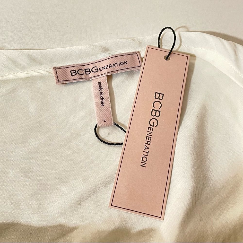 BCBG Sz L White Gauzy Light Chiffon Spaghetti Straps Cowl Neck Beautiful Top New - Picture 9 of 13